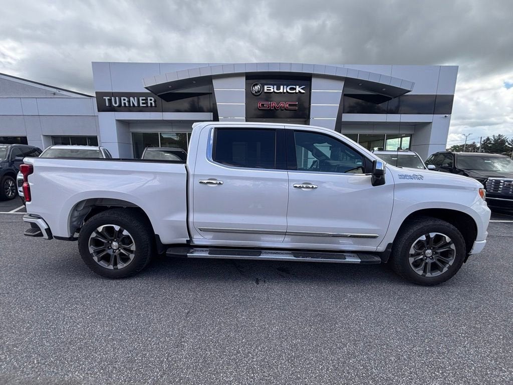 2022 Chevrolet Silverado 1500 High Country
