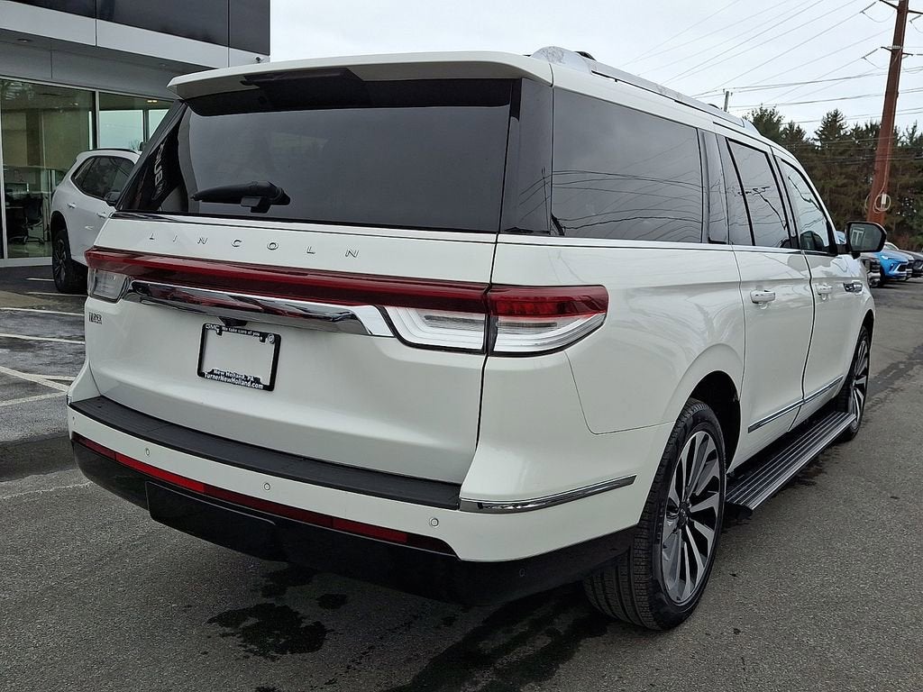 2022 Lincoln Navigator L Reserve