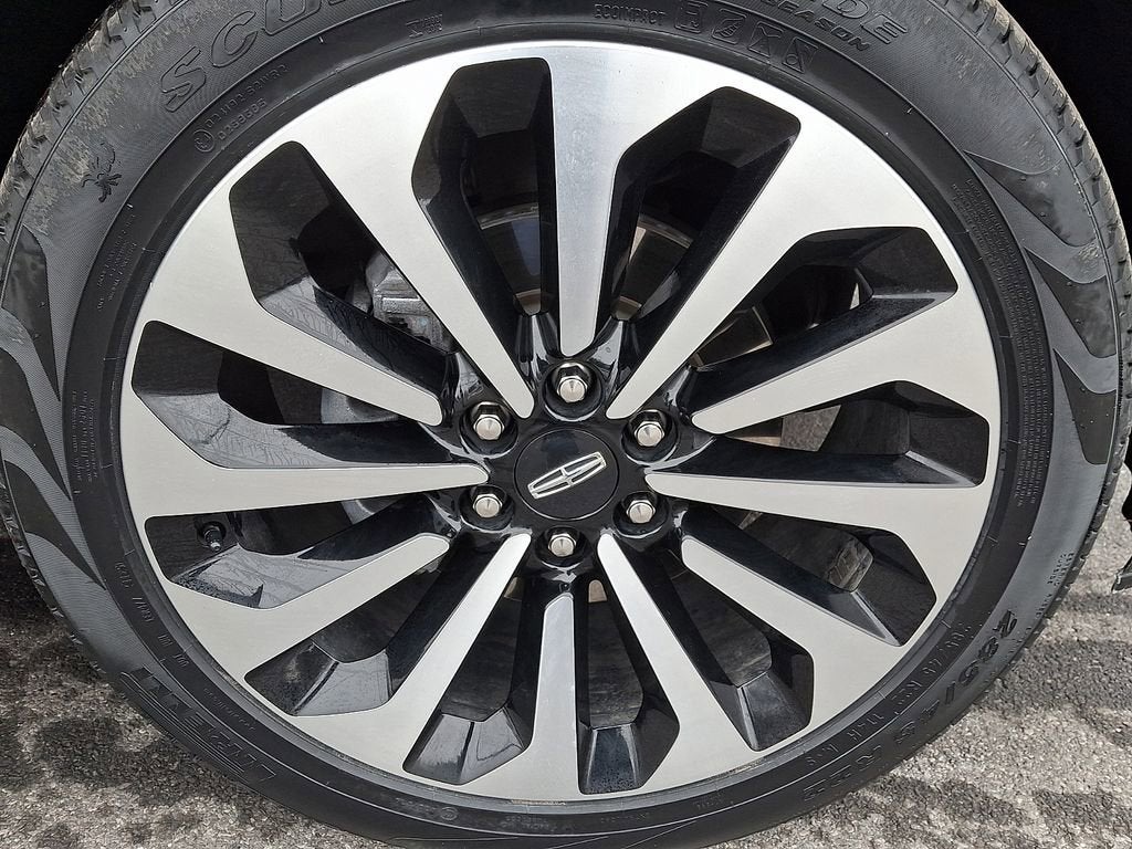 2022 Lincoln Navigator L Reserve