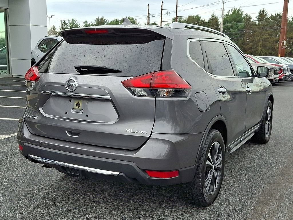 2017 Nissan Rogue SL