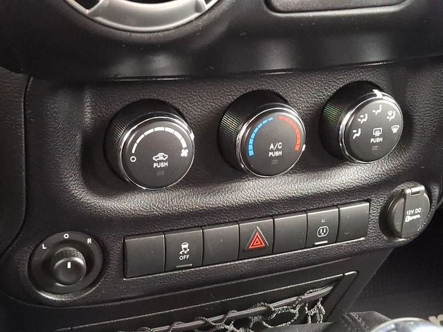 2016 Jeep Wrangler Sahara