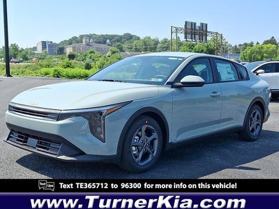 2026 Kia K4 LXS