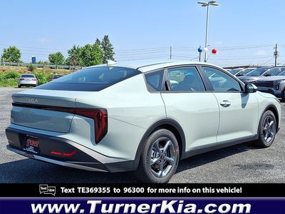2026 Kia K4 LXS