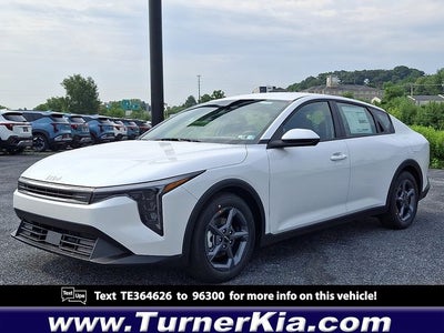 2026 Kia K4 LXS
