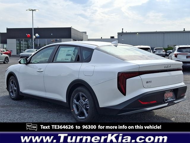 2026 Kia K4 LXS