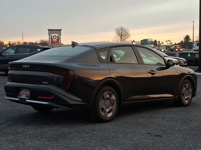 2025 Kia K4 LX