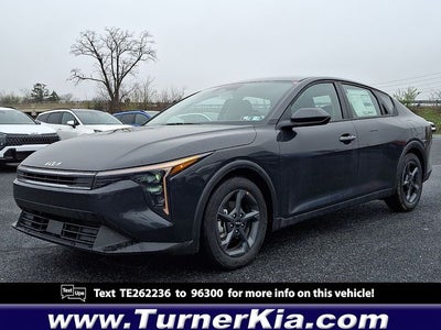 2026 Kia K4 LXS