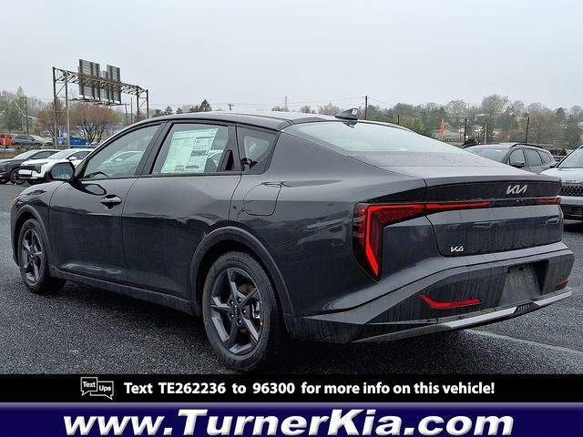 2026 Kia K4 LXS