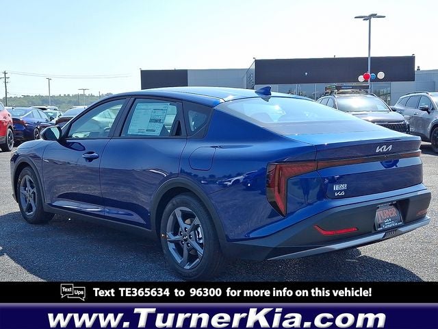 2026 Kia K4 LXS