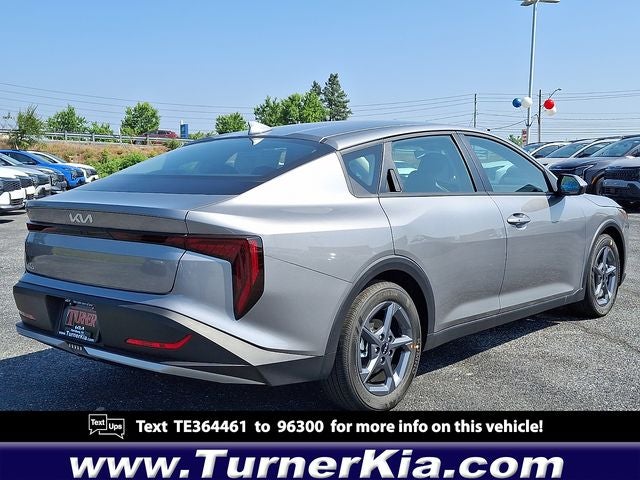 2026 Kia K4 LXS