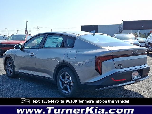 2026 Kia K4 LXS