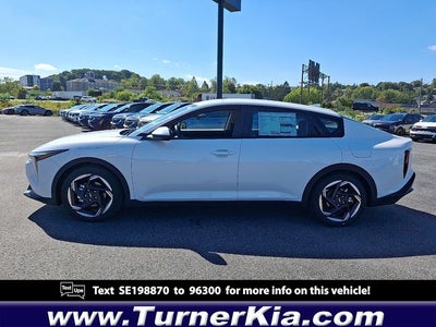 2025 Kia K4 EX