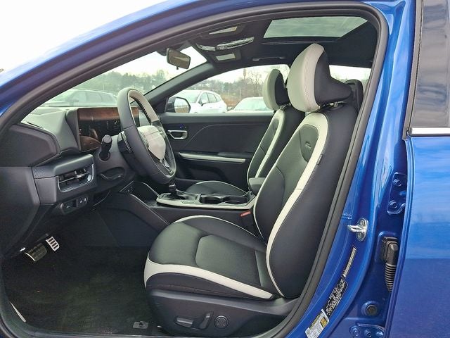 2025 Kia K4 GT-Line Turbo