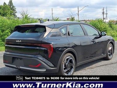 2026 Kia K4 EX