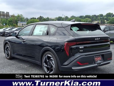 2026 Kia K4 EX