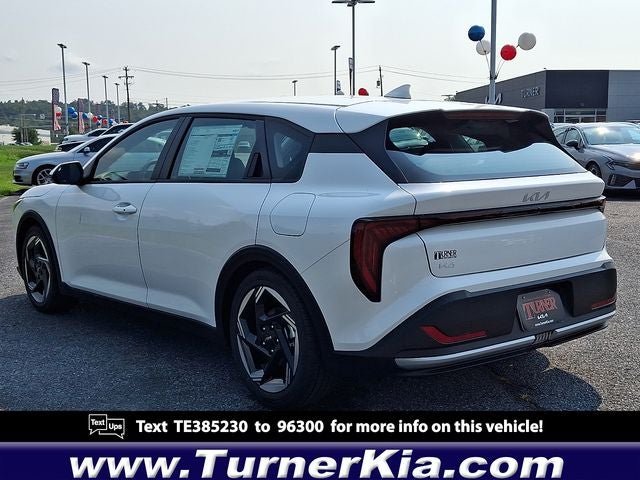 2026 Kia K4 EX