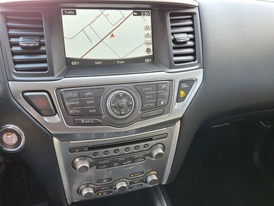 2020 Nissan Pathfinder SL