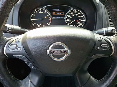 2020 Nissan Pathfinder SL