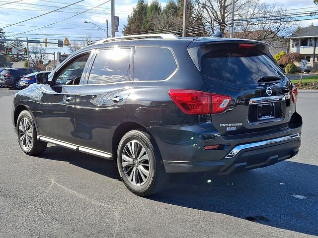2020 Nissan Pathfinder SL