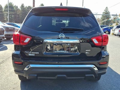 2020 Nissan Pathfinder SL