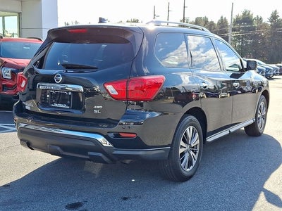 2020 Nissan Pathfinder SL