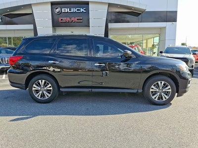 2020 Nissan Pathfinder SL
