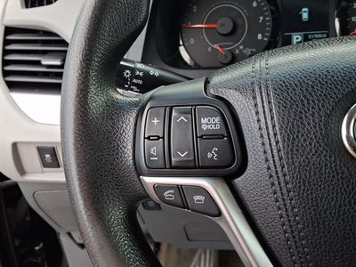 2015 Toyota Sienna LE 7 Passenger