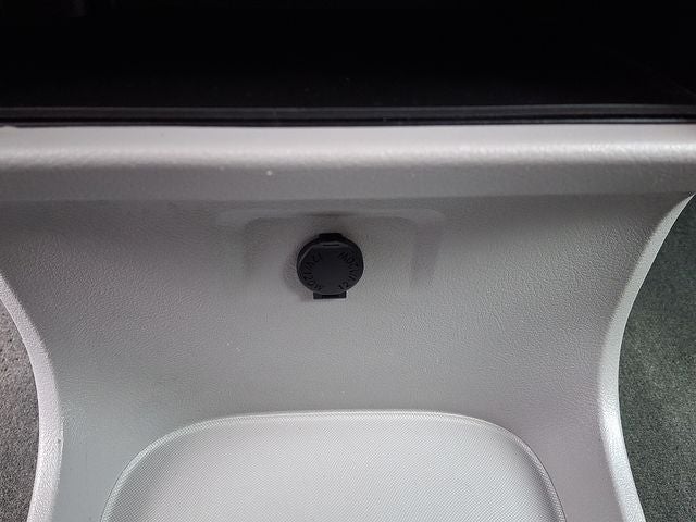 2015 Toyota Sienna LE 7 Passenger
