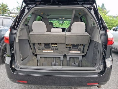 2015 Toyota Sienna LE 7 Passenger