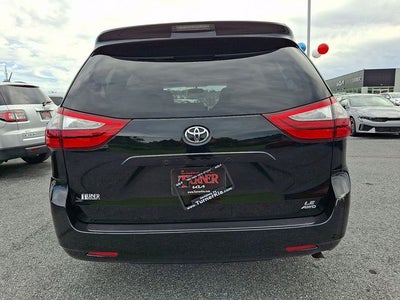 2015 Toyota Sienna LE 7 Passenger