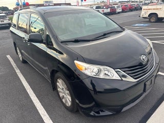 2015 Toyota Sienna LE 7 Passenger