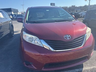 2011 Toyota Sienna Base