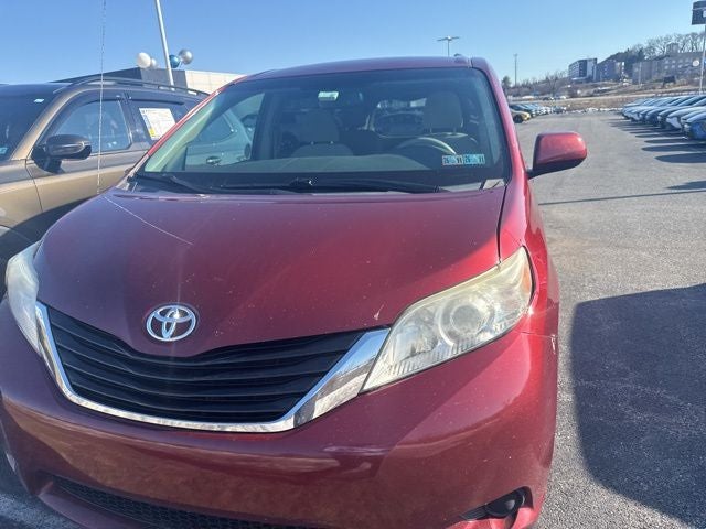 2011 Toyota Sienna Base