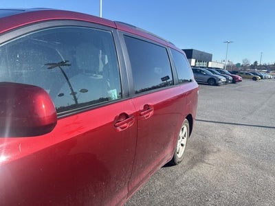2011 Toyota Sienna Base