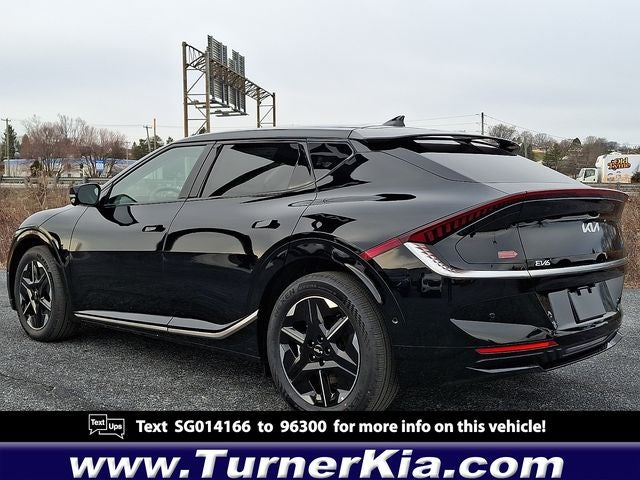 2025 Kia EV6 Wind