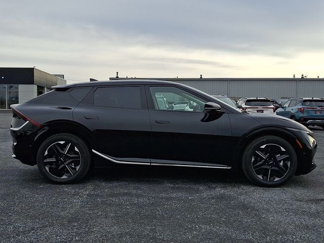 2025 Kia EV6 Wind