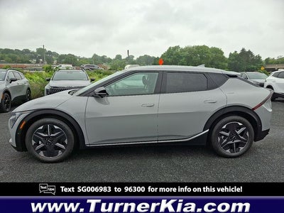 2025 Kia EV6 Light