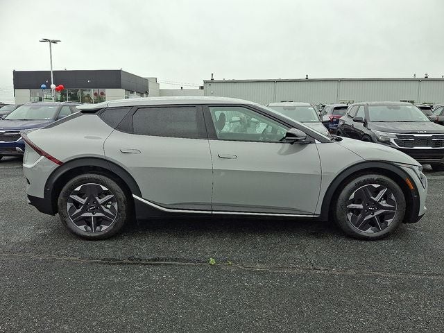 2025 Kia EV6 Light