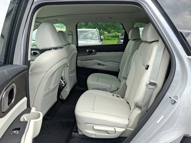 2025 Kia Sorento X-Line EX