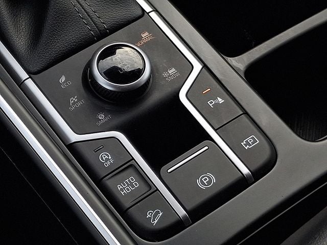 2024 Kia Sorento X-Line EX