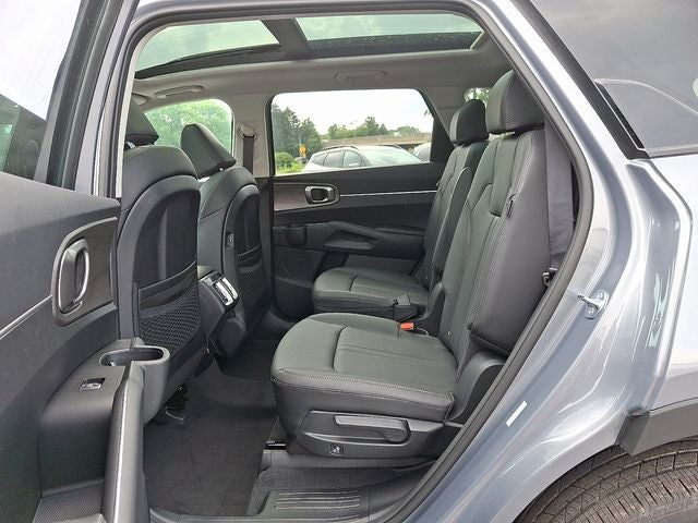 2025 Kia Sorento X-Line EX