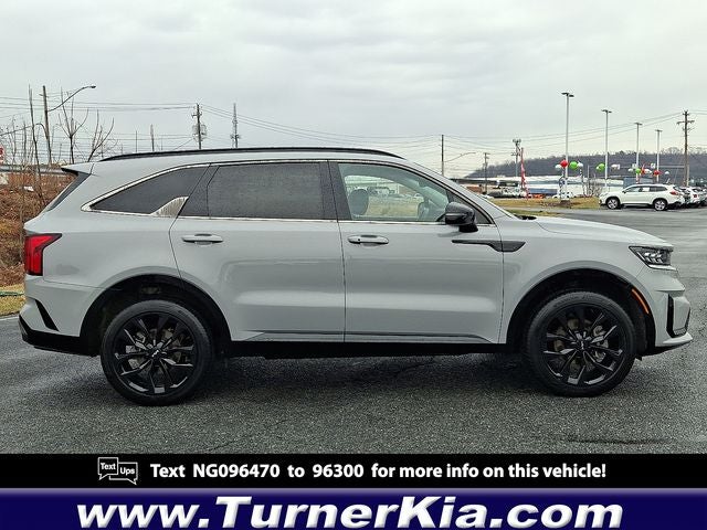 2022 Kia Sorento SX