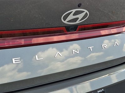 2025 Hyundai Elantra Limited