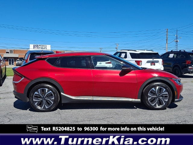 2024 Kia EV6 Light