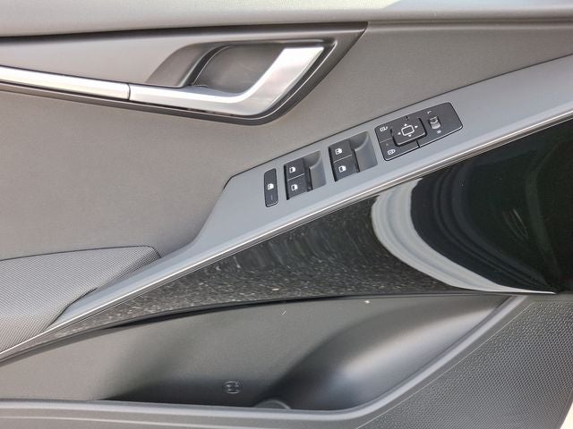 2024 Kia Niro Plug-In Hybrid EX