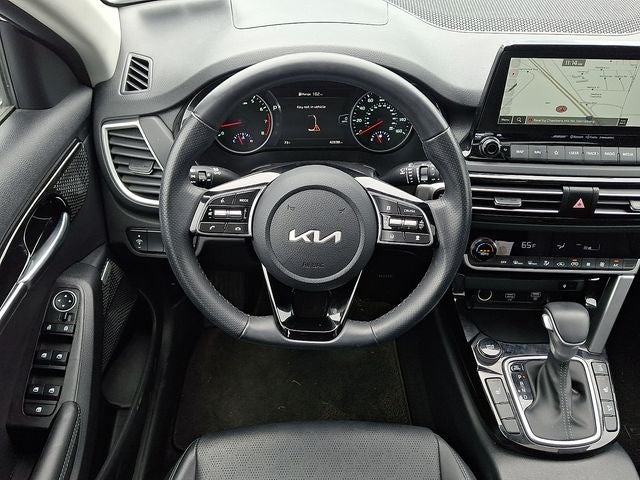 2023 Kia Seltos SX