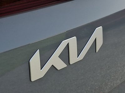 2027 Kia Carnival LXS