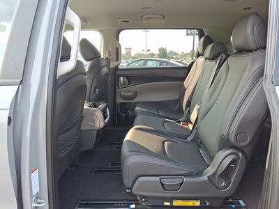 2027 Kia Carnival LXS