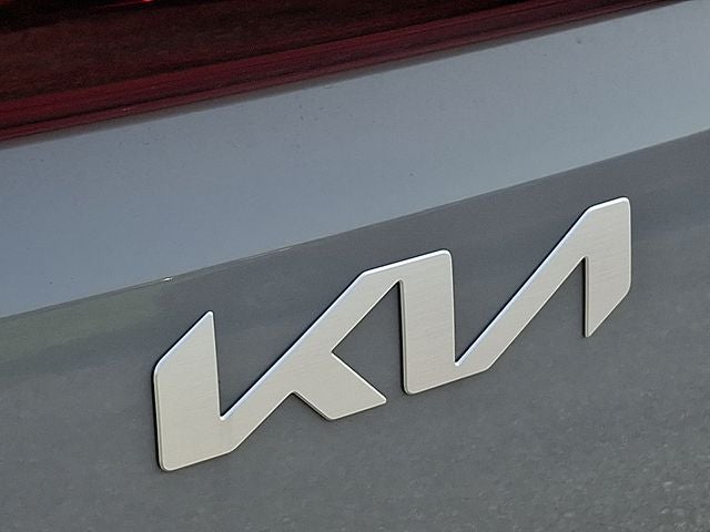 2027 Kia Carnival LXS