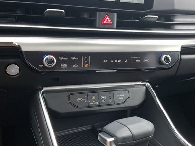 2027 Kia Carnival SX